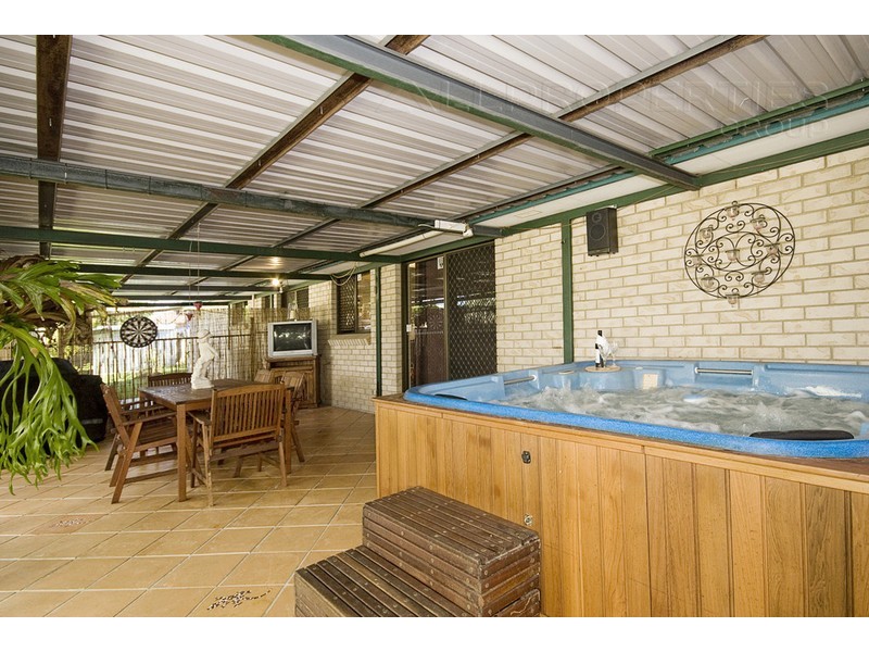 20 Lochore Street, Crestmead QLD 4132