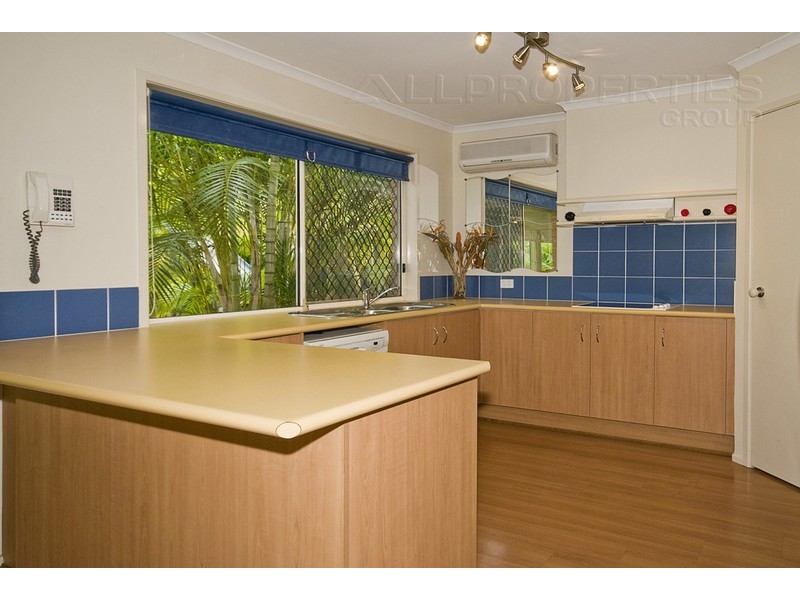 33 Dampier Cres, Drewvale QLD 4116