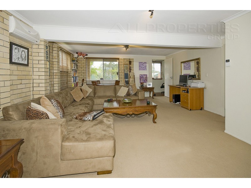 3  Banksia St, Browns Plains QLD 4118