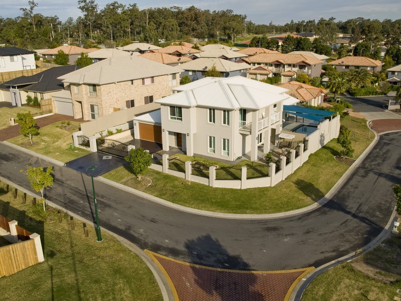 3 Larapinta Cct, Parkinson QLD 4115