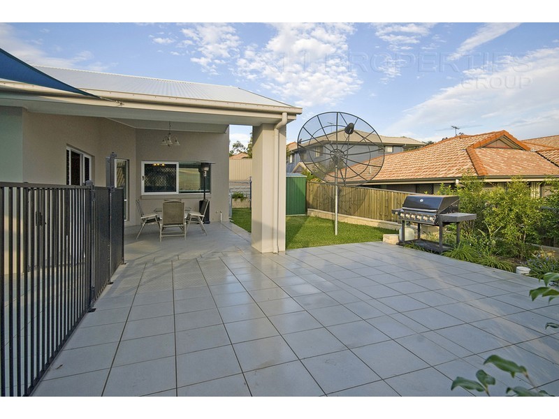 3 Larapinta Cct, Parkinson QLD 4115