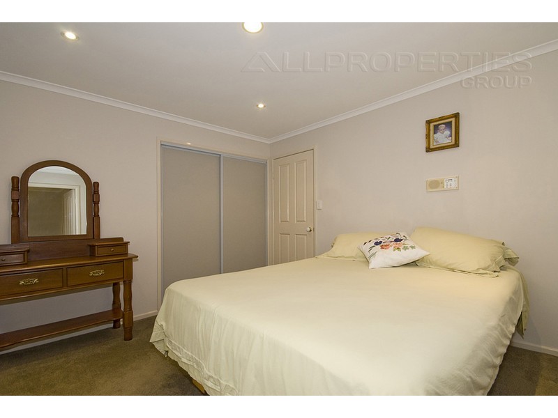 57 Ontario, Parkinson QLD 4115