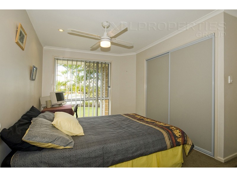 57 Ontario, Parkinson QLD 4115