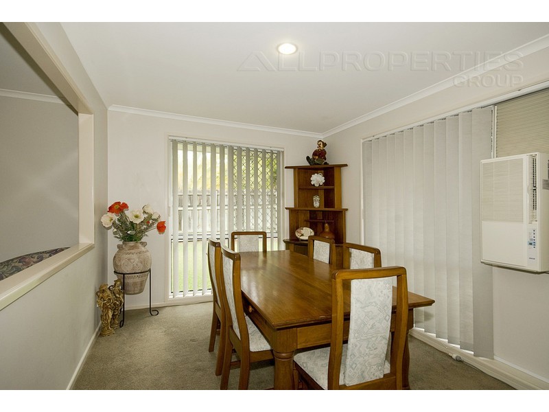 57 Ontario, Parkinson QLD 4115