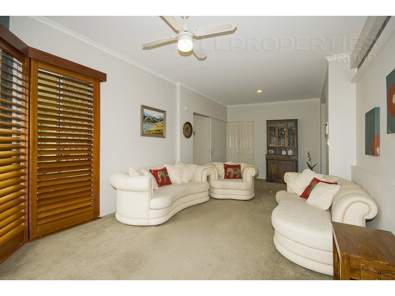 57 Ontario, Parkinson QLD 4115