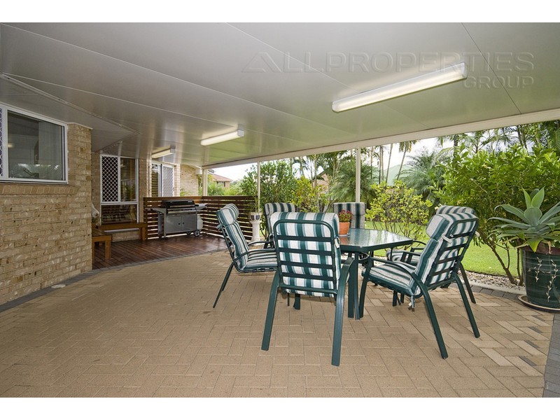 57 Ontario, Parkinson QLD 4115