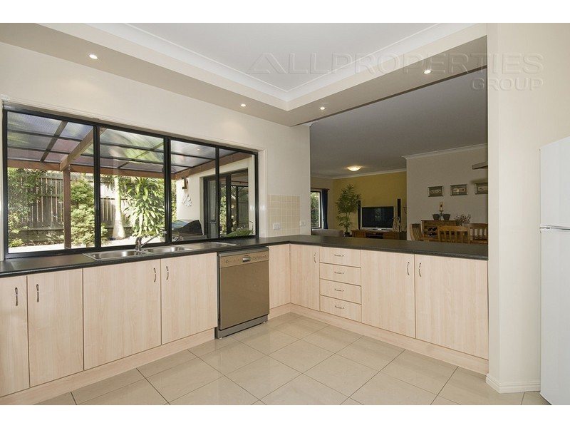 3 Habitat Pl, Waterstone Estate, Drewvale QLD 4116