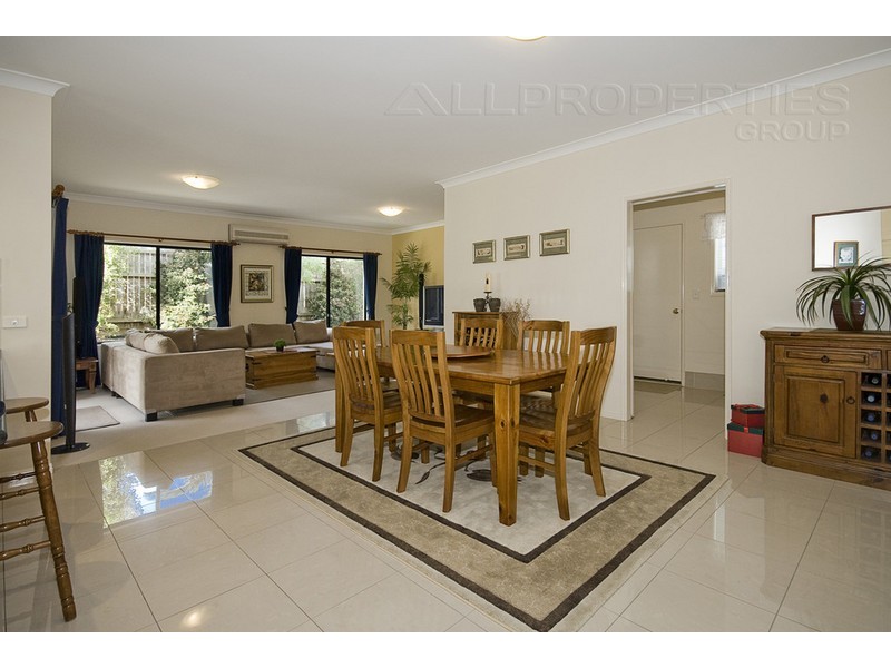 3 Habitat Pl, Waterstone Estate, Drewvale QLD 4116
