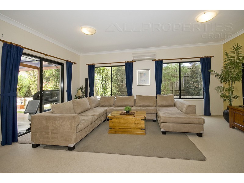 3 Habitat Pl, Waterstone Estate, Drewvale QLD 4116