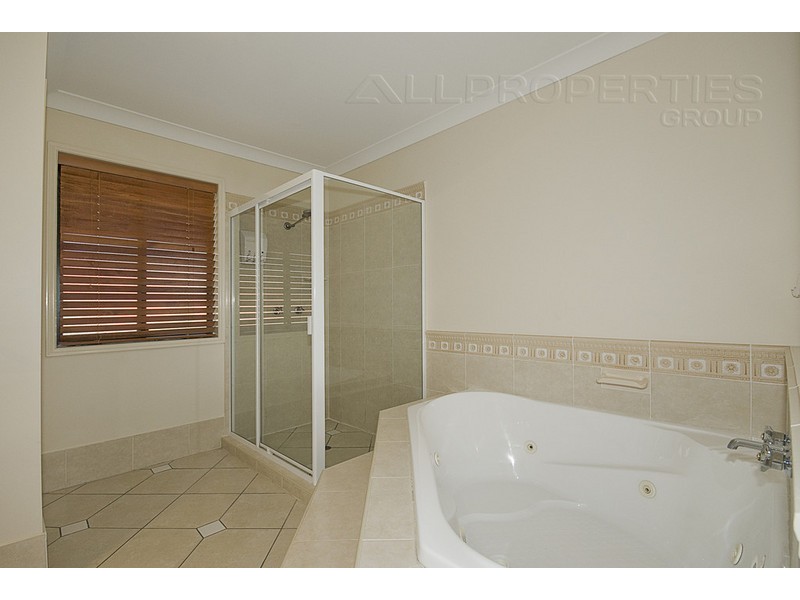 3 Habitat Pl, Waterstone Estate, Drewvale QLD 4116