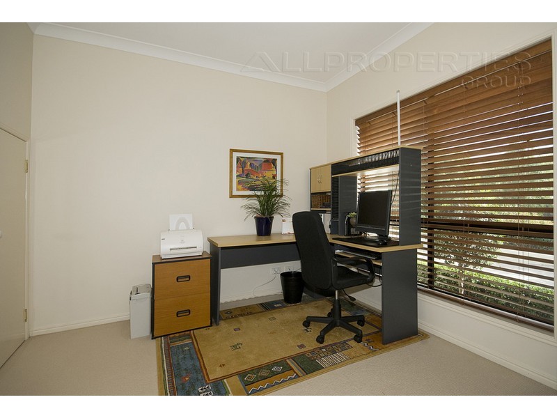 3 Habitat Pl, Waterstone Estate, Drewvale QLD 4116
