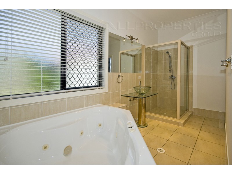 57 Caley Cres, Macquarie Park, Drewvale QLD 4116