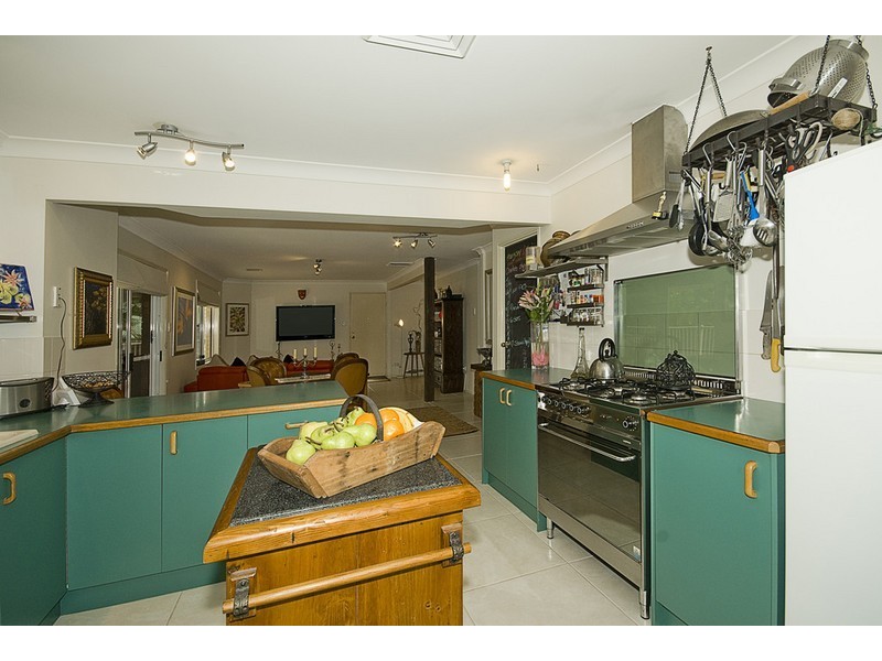 10 Settlers Circuit, Forest Lake QLD 4078