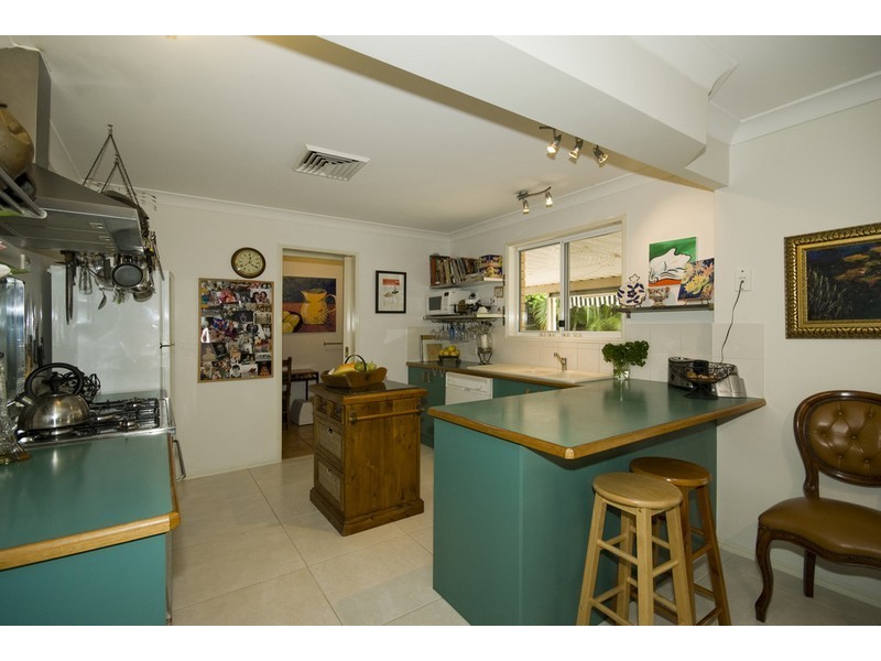 10 Settlers Circuit, Forest Lake QLD 4078