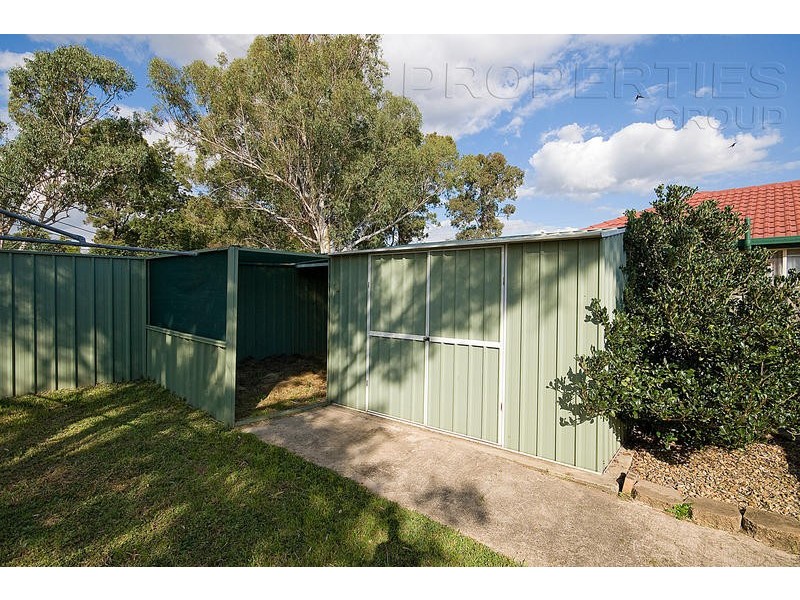 10 Talty Rise, Regents Park QLD 4118