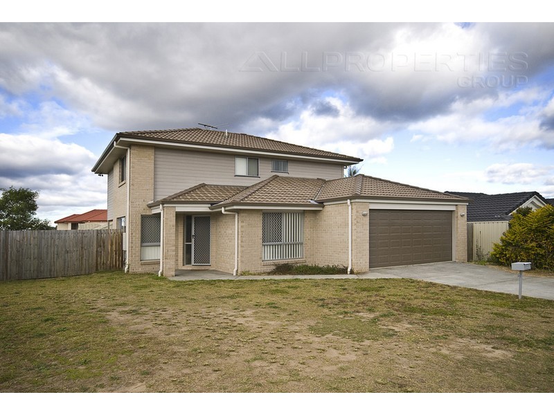 8 Resi Drive, Regents Park QLD 4118