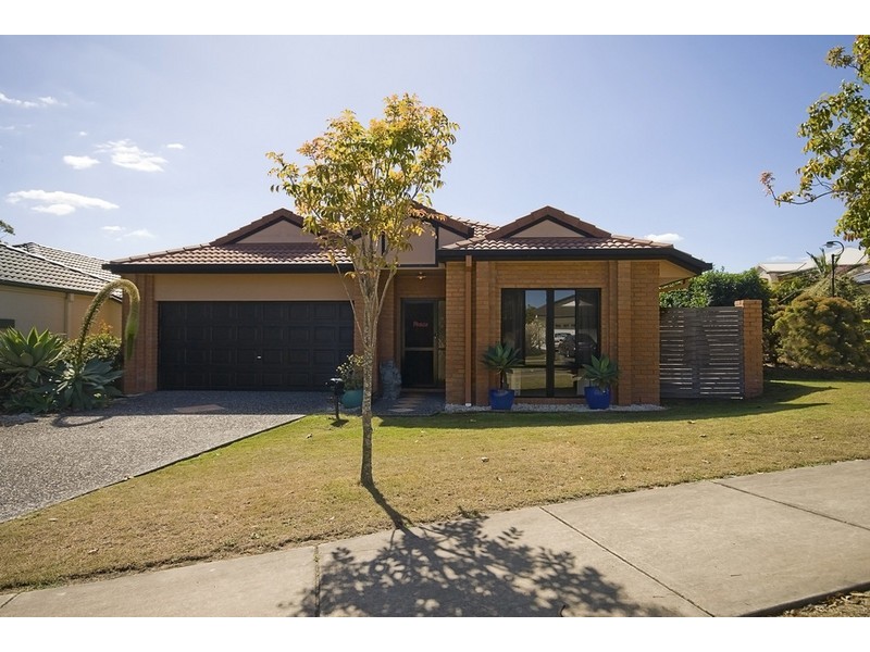 16 Montserrat Place, Jetty Walk, Forest Lake QLD 4078
