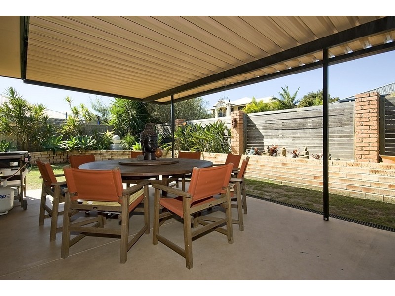 16 Montserrat Place, Jetty Walk, Forest Lake QLD 4078