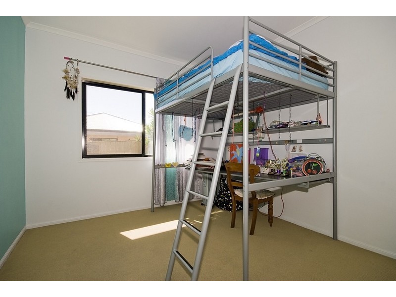 16 Montserrat Place, Jetty Walk, Forest Lake QLD 4078