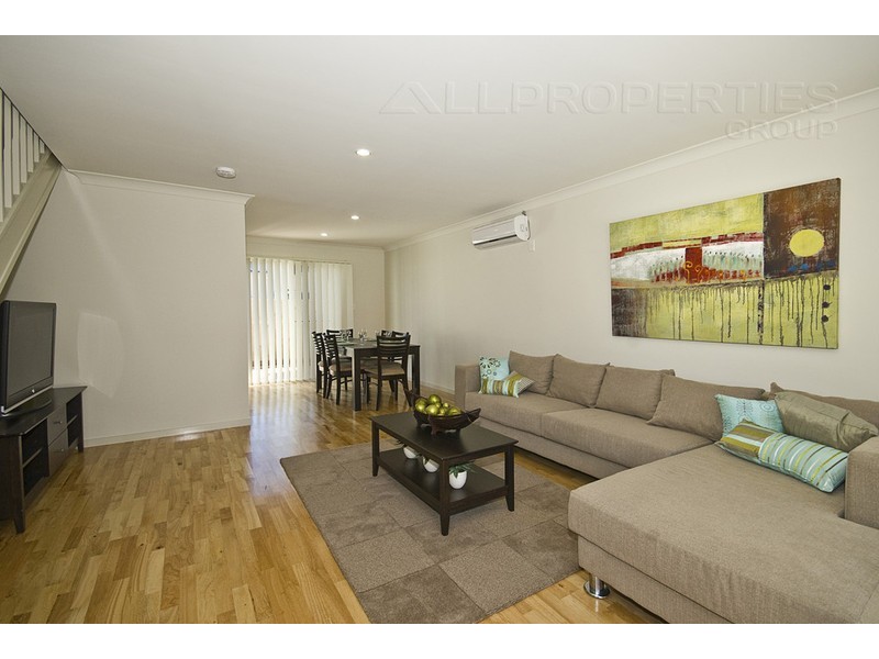 2 / 11 Manila St, Beenleigh QLD 4207