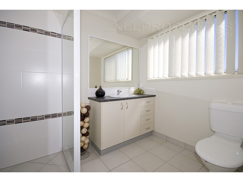 2 / 11 Manila St, Beenleigh QLD 4207