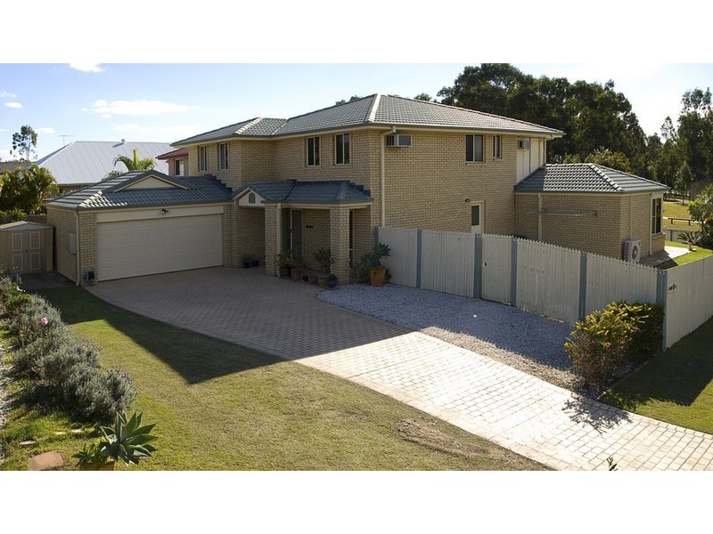 27 Lichfield Place, Parkinson QLD 4115