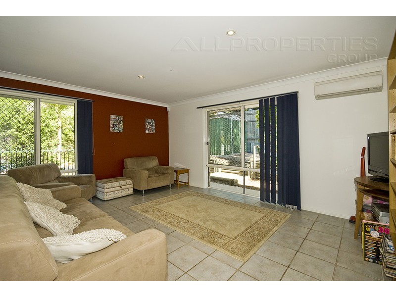 43 Scarlet Place, Forest Lake QLD 4078