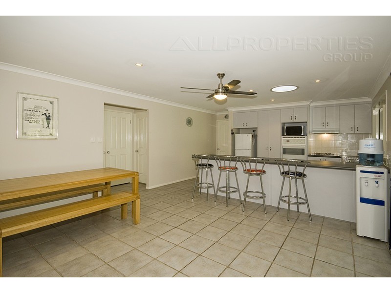 43 Scarlet Place, Forest Lake QLD 4078