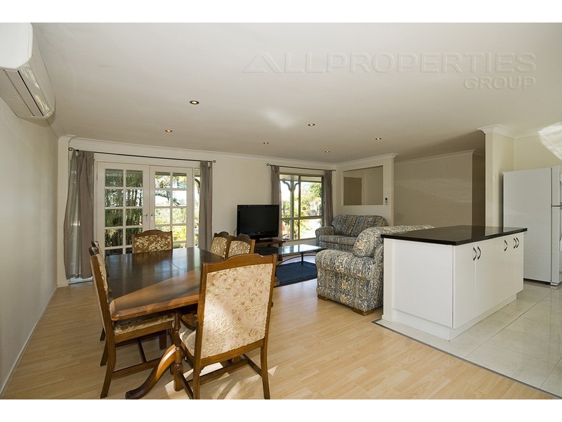 31 Jessie Cresent, Edens Landing QLD 4207