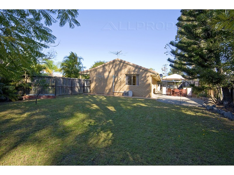 31 Jessie Cresent, Edens Landing QLD 4207
