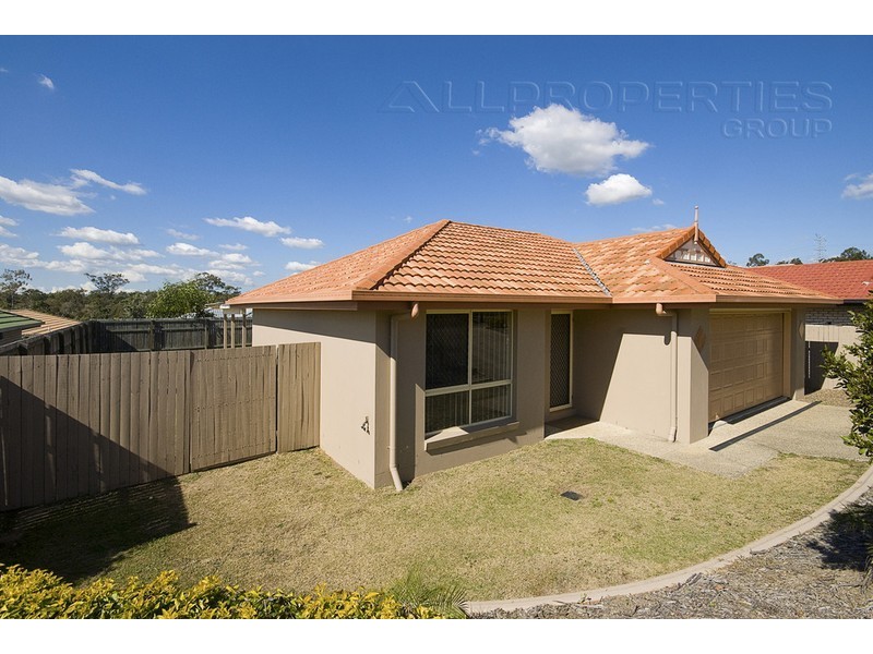 45 Kinchega, Parkinson QLD 4115