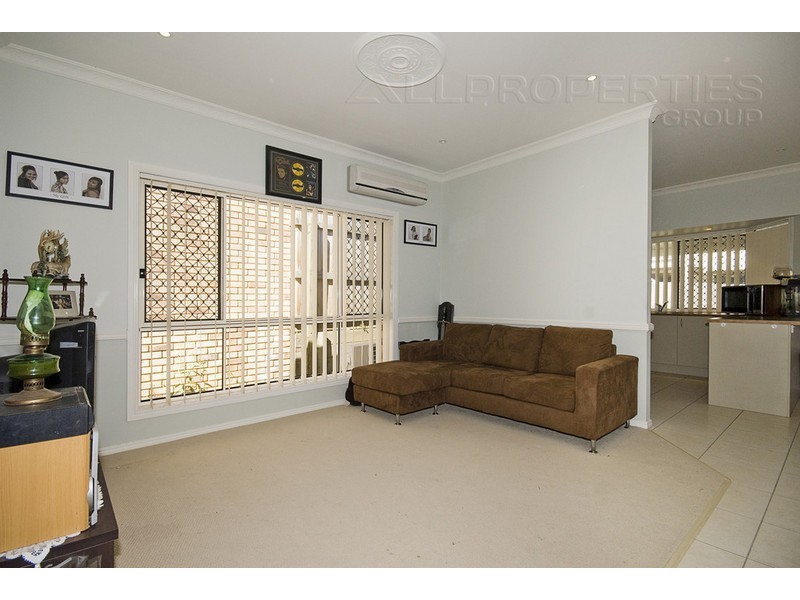 18 Elmwood Circuit, Springfield Lakes QLD 4300