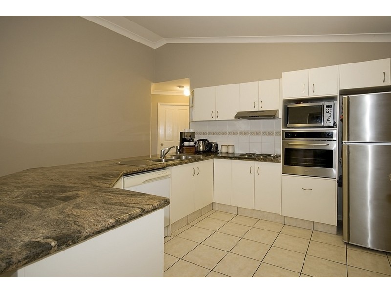 26 St Ives Circuit, Forest Lake QLD 4078