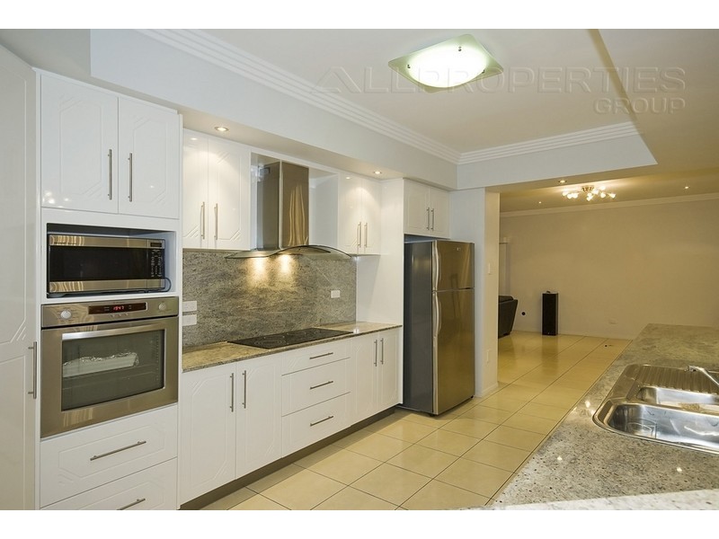 8 Wilkins Pl, Macquarie Park, Drewvale QLD 4116