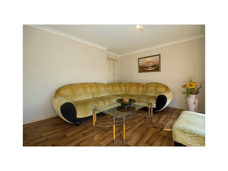 35 Acorn Circuit, Forest Lake QLD 4078