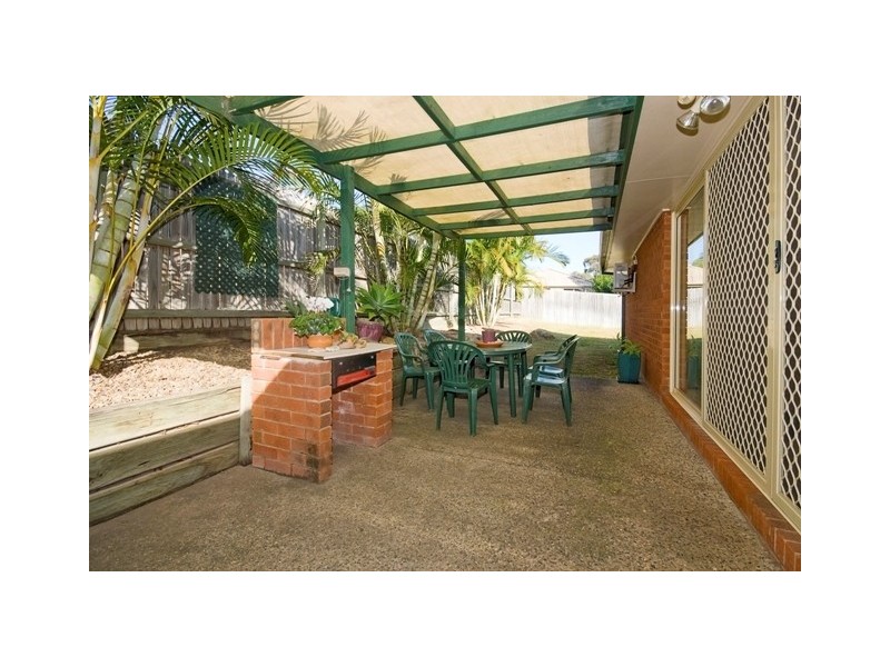 35 Acorn Circuit, Forest Lake QLD 4078