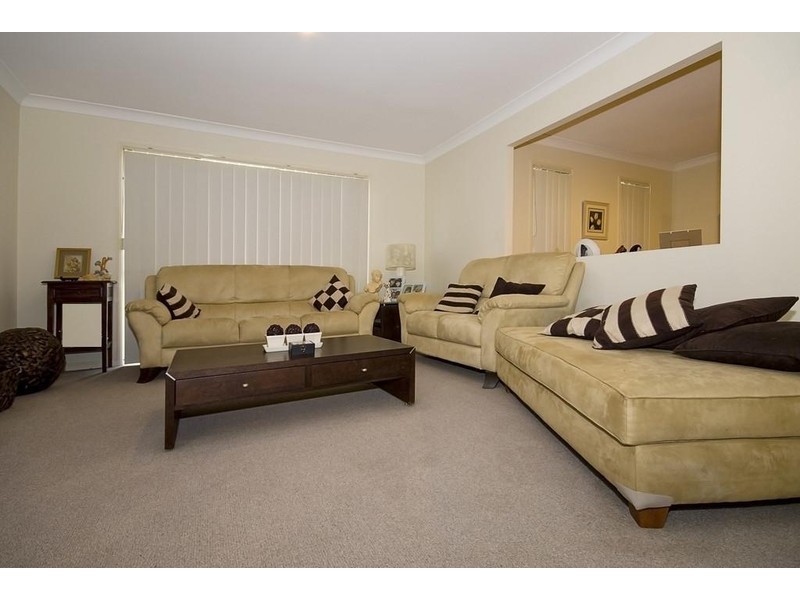 5 Hattah Place, Parkinson QLD 4115