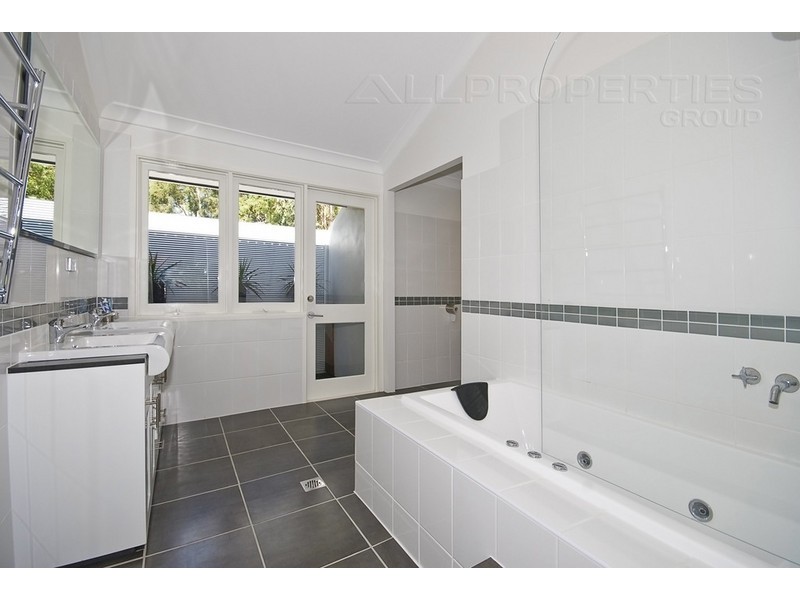 55 Forestdale Drive, Forestdale QLD 4118