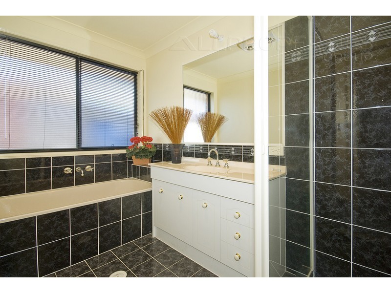32 Lawson Pl, Macquarie Park, Drewvale QLD 4116