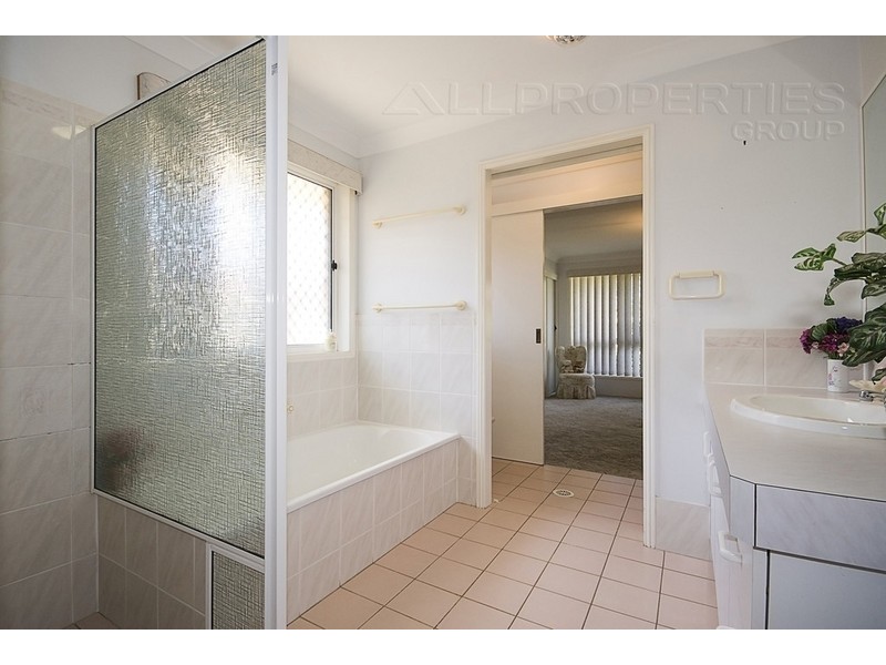 67 Fryar st, Victoria Point QLD 4165