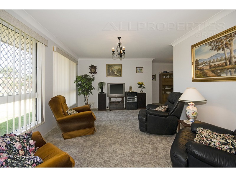 67 Fryar st, Victoria Point QLD 4165