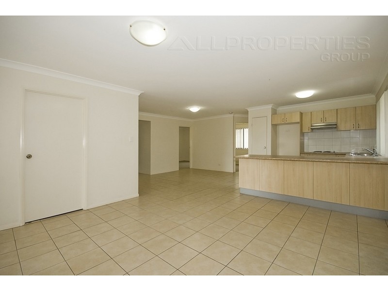 27 WHIPBIRD Street, Bellbird Park QLD 4300