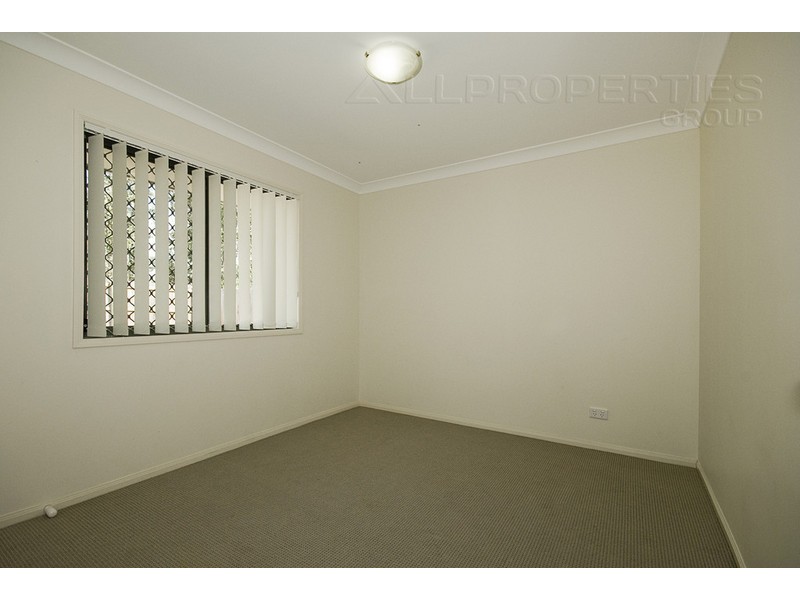 27 WHIPBIRD Street, Bellbird Park QLD 4300