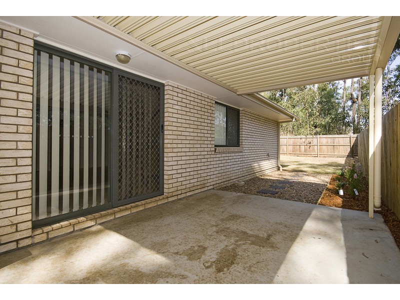 27 WHIPBIRD Street, Bellbird Park QLD 4300