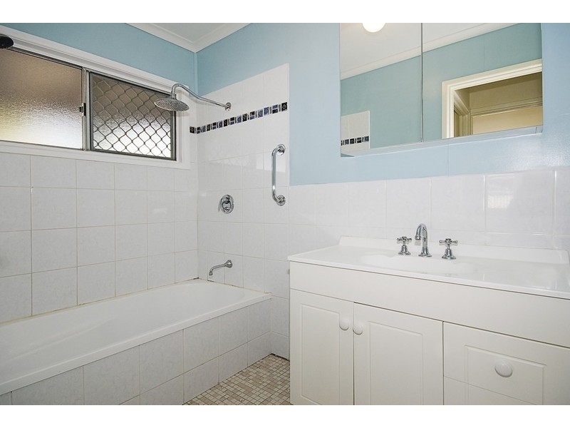 26 Kelvin Street, Logan Central QLD 4114