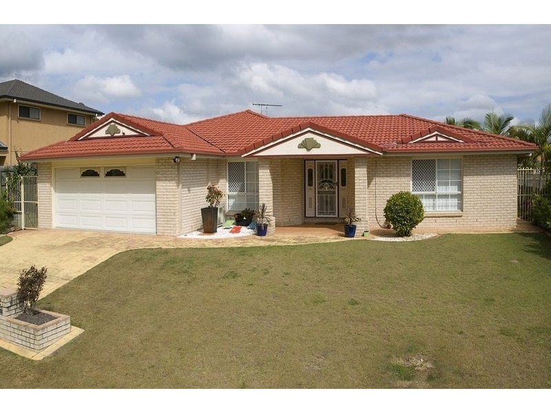 32 Lake Eyre Cr, Parkinson QLD 4115