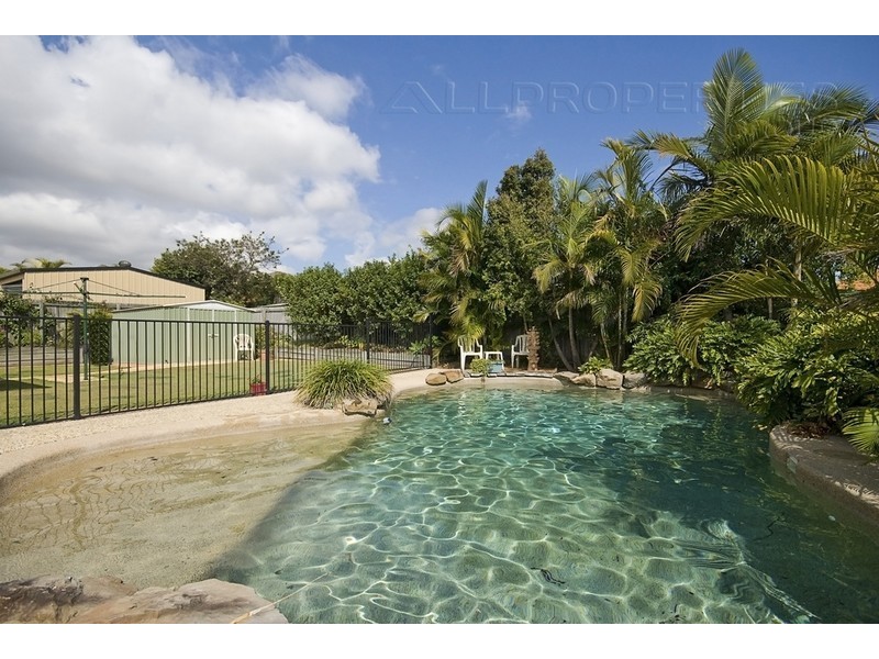 32 Lake Eyre Cr, Parkinson QLD 4115