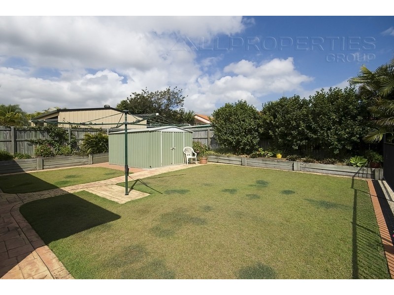 32 Lake Eyre Cr, Parkinson QLD 4115