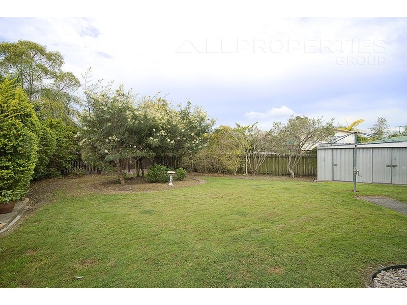 16 Huon, Crestmead QLD 4132