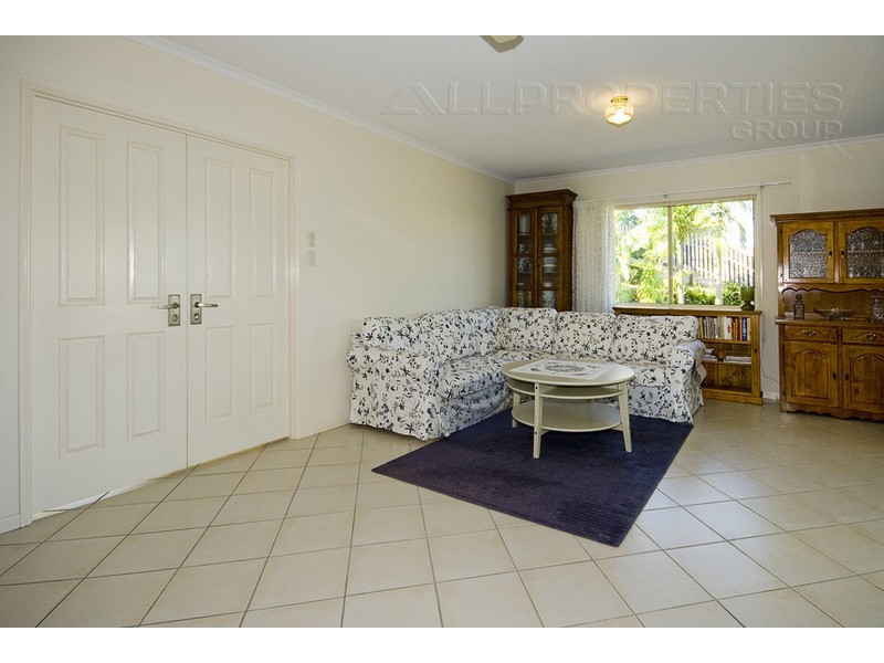 30 Maloney Cres, Maudsland QLD 4210